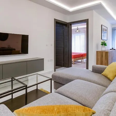 Luxury 2br Just Off Sliema Promenade Apartment